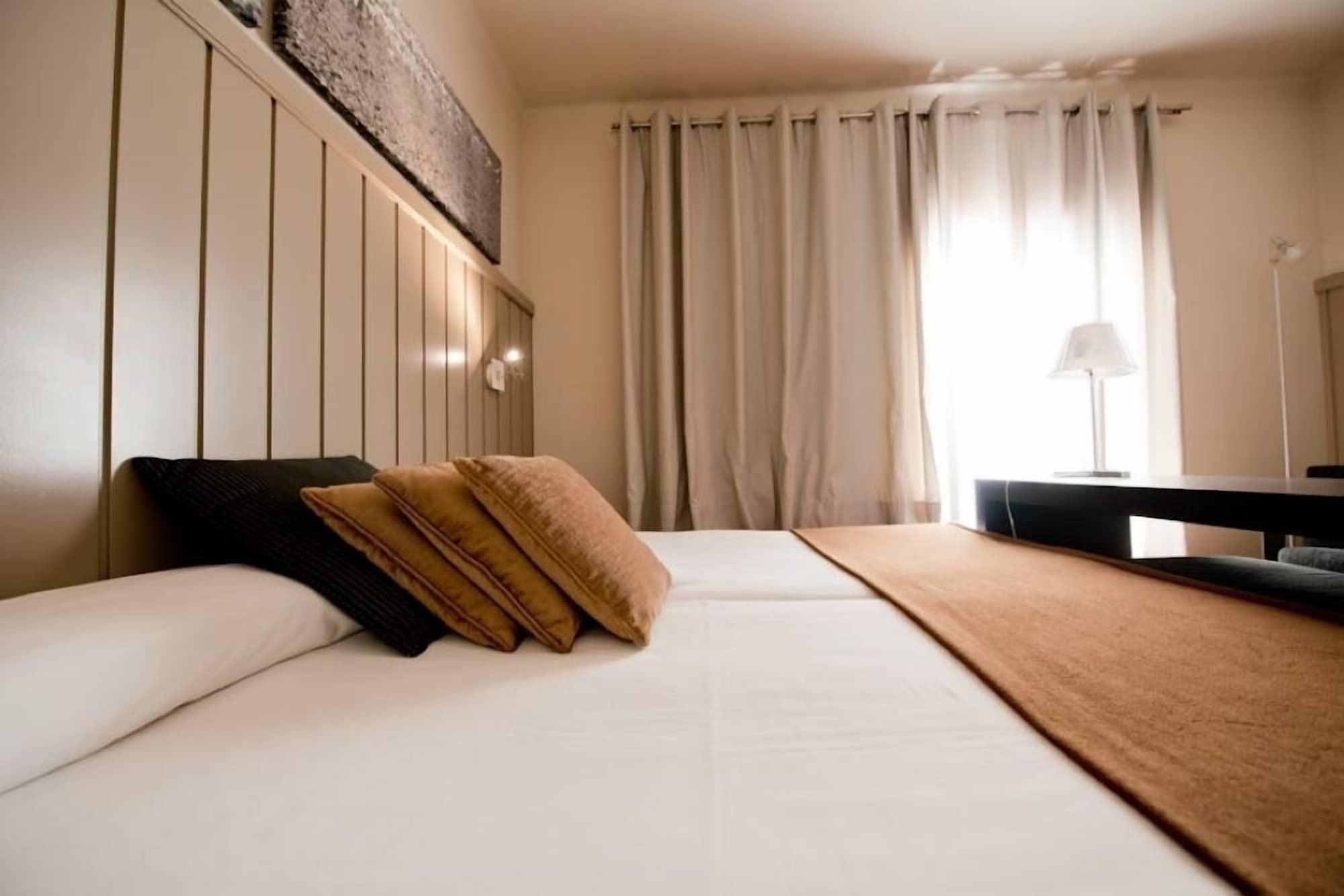 Hotel Restaurant Pessets & Spa 소르트 외부 사진