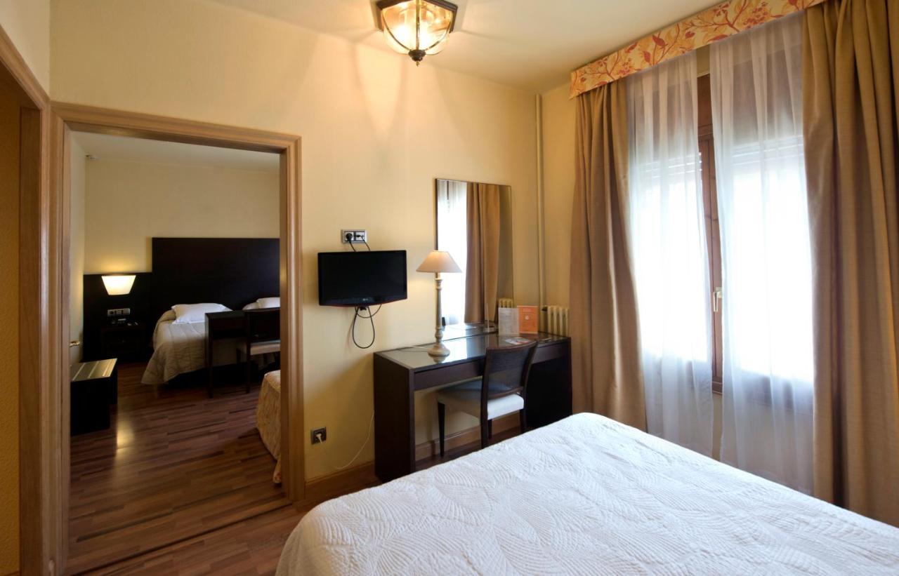 Hotel Restaurant Pessets & Spa 소르트 외부 사진